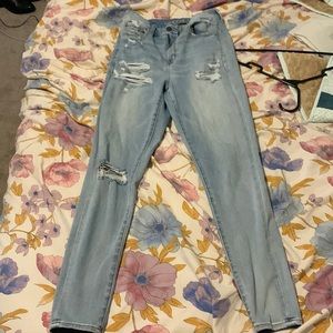 American eagle distressed jeans